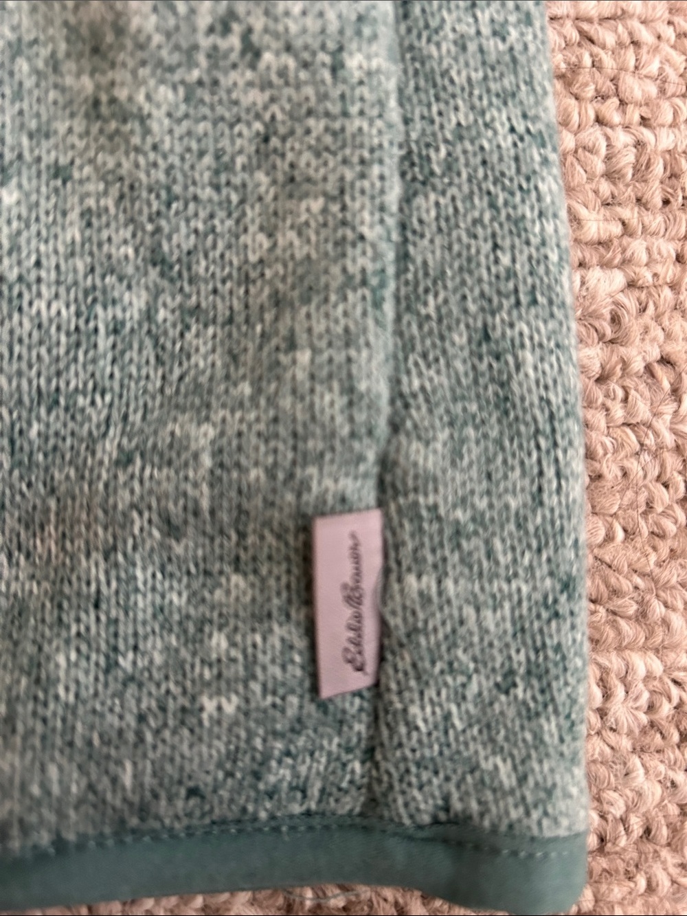 NWOT Eddie Bauer Sage Green Full-Zip Knitted Fleece Vest - Picture 4 of 6
